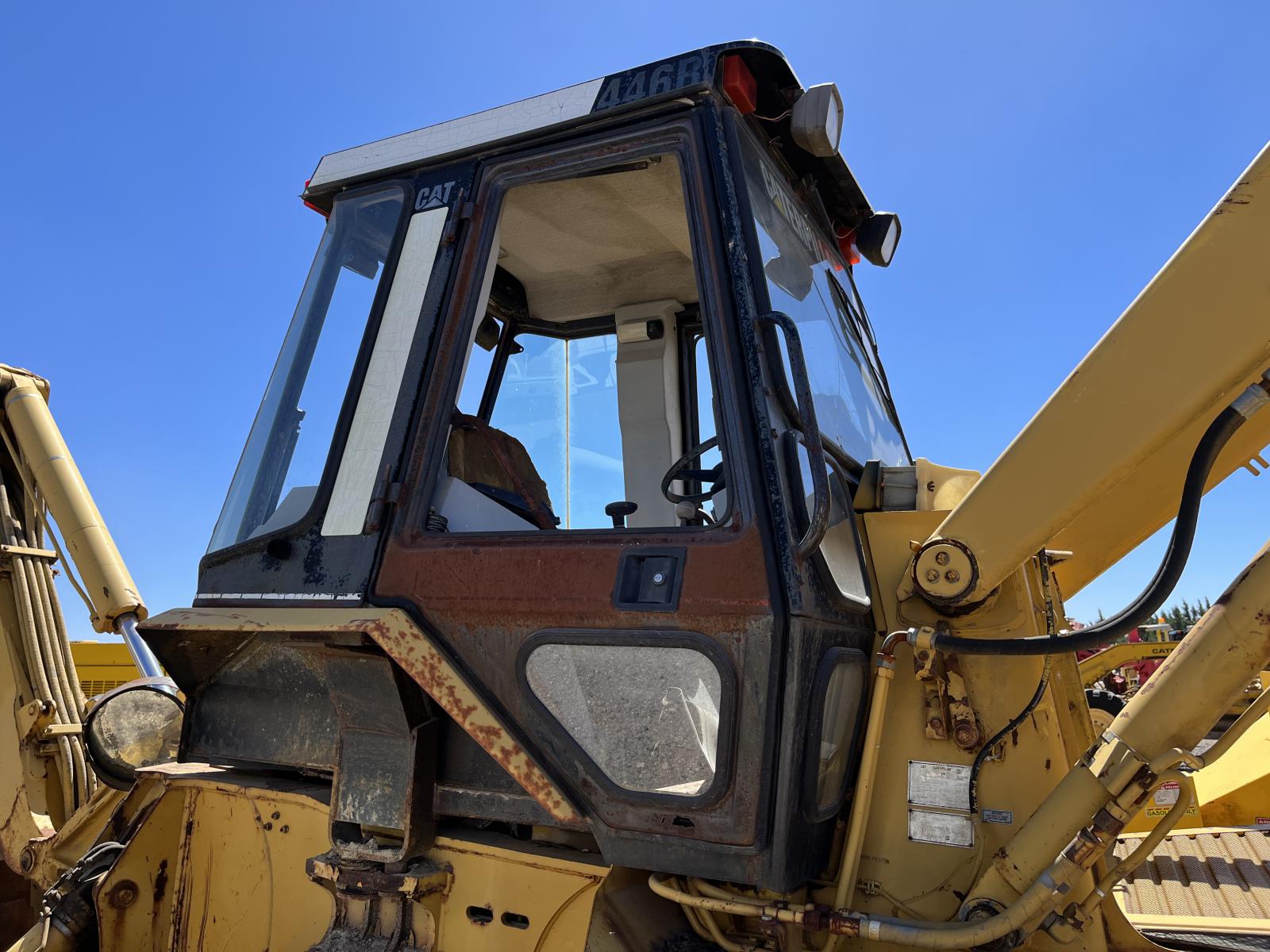 ./imagenes/INVOICE/2019/16531/RETROEXCAVADORA CATERPILLAR 446B (6).JPG